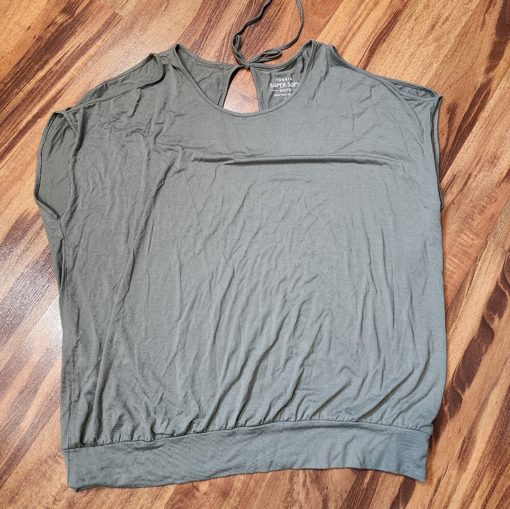 Torrid Super Soft Cold Shoulder Tank size 1